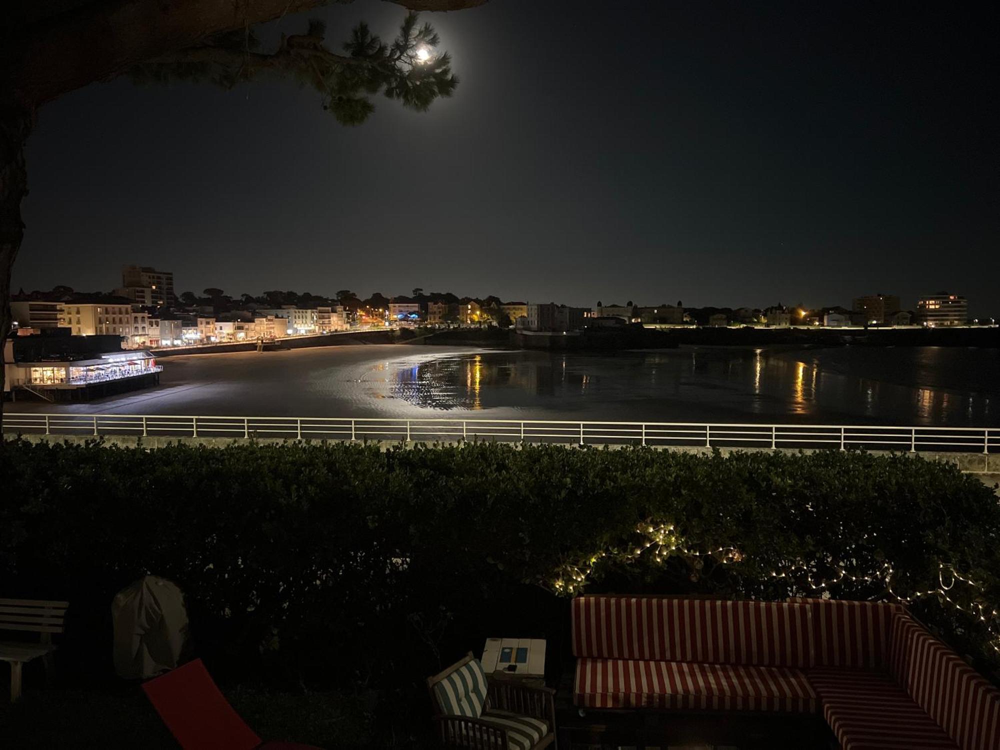 Falaise De Pontaillac Vaux-sur-Mer Exteriér fotografie